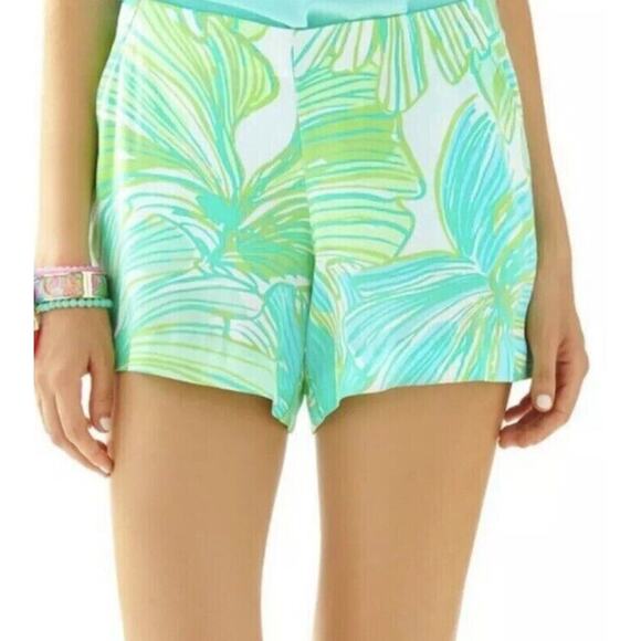Lilly Pulitzer Pants - Lilly Pulitzer Jeannie Shorts Green Sheen Fronds Place Size 12